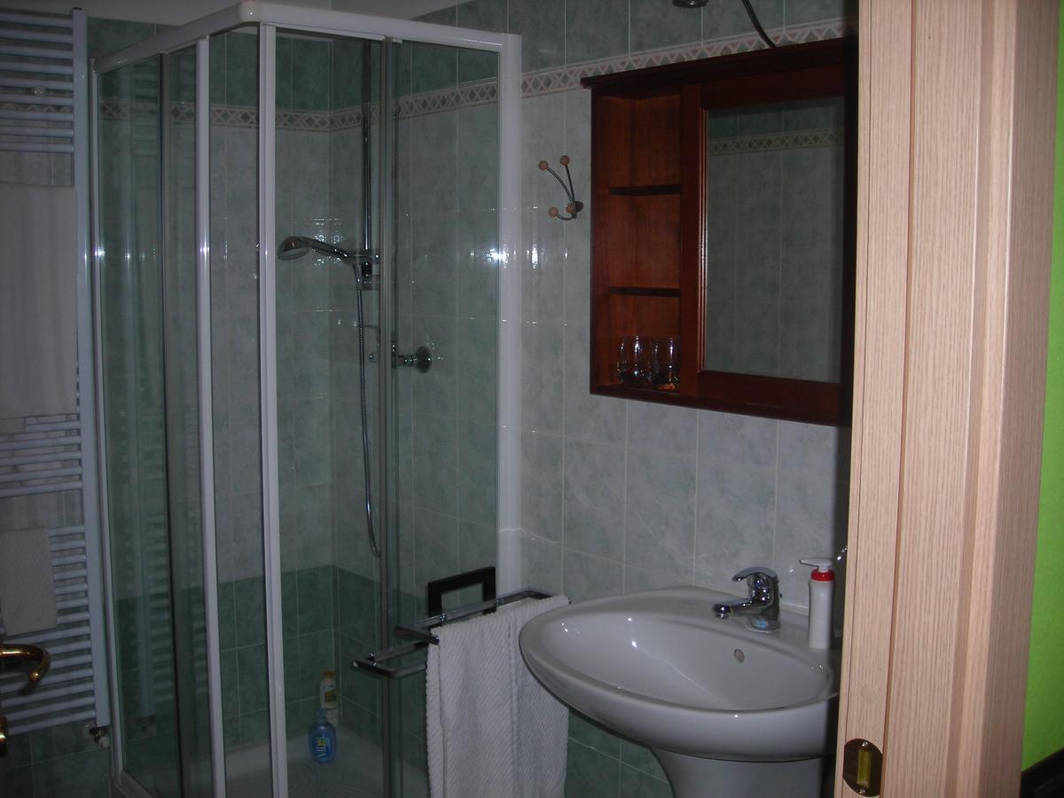 La Folaga Bed & Breakfast Гавирате Екстериор снимка